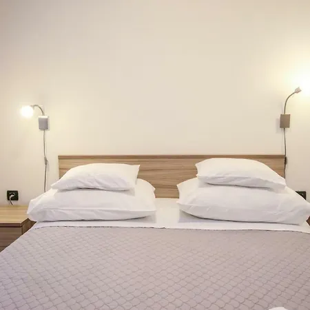 Carolina 4 Seasons ポレッチ