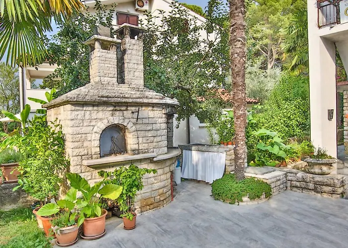 Carolina 4 Seasons アパート *